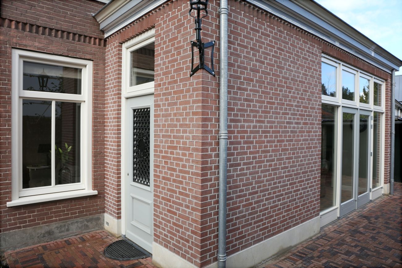 Uitbouw baksteen
