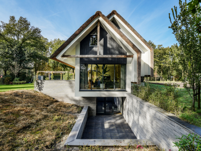 Woonhuis met receptie